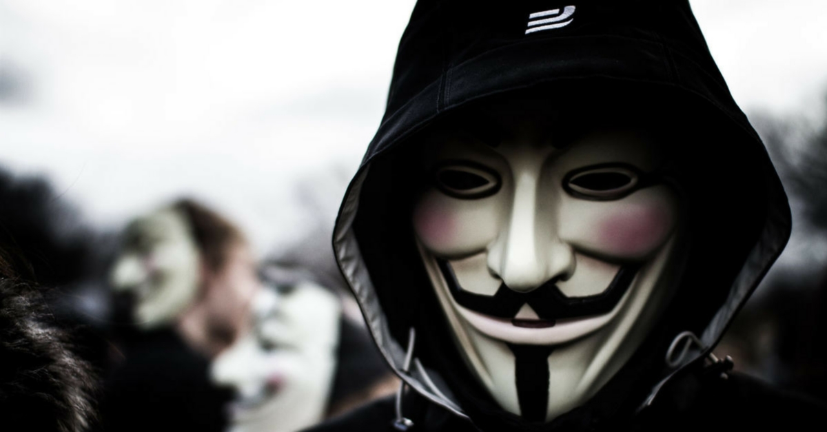 anonymous attacco in rete