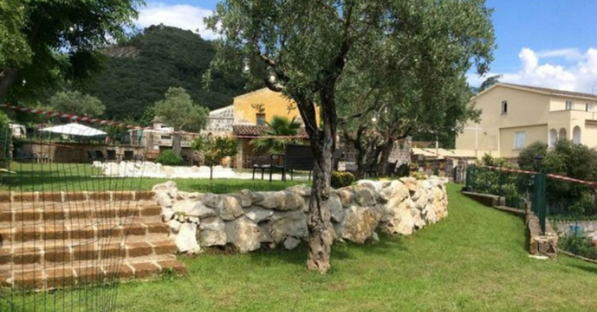 benevento piscina bambina