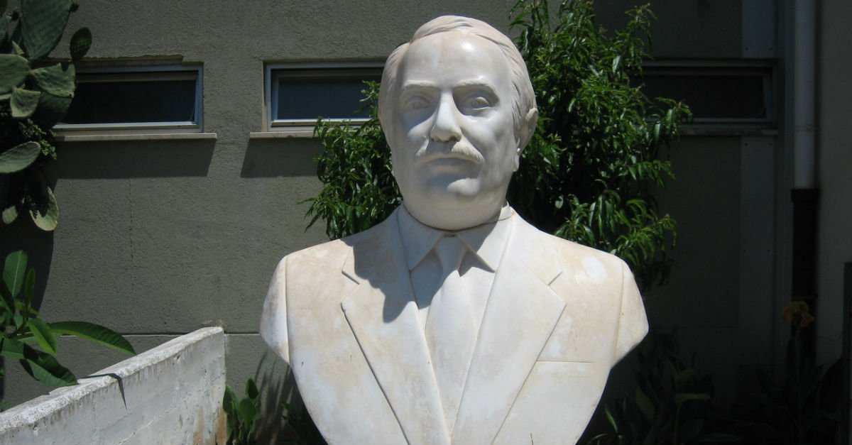 busto falcone