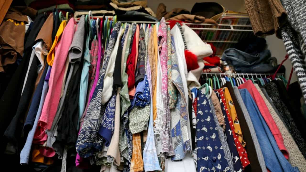 Vuoi essere sempre alla moda? Ecco 9 soluzioni per abiti nuovi fai da te