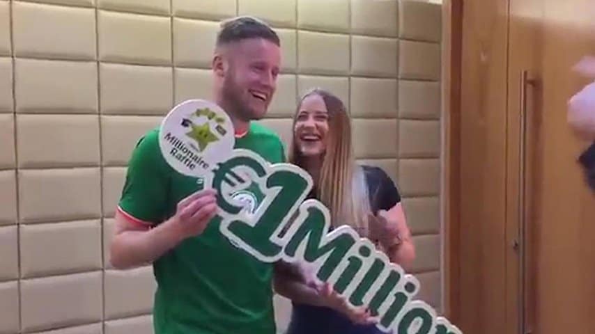 Kevin O'Connor ritira la vincita