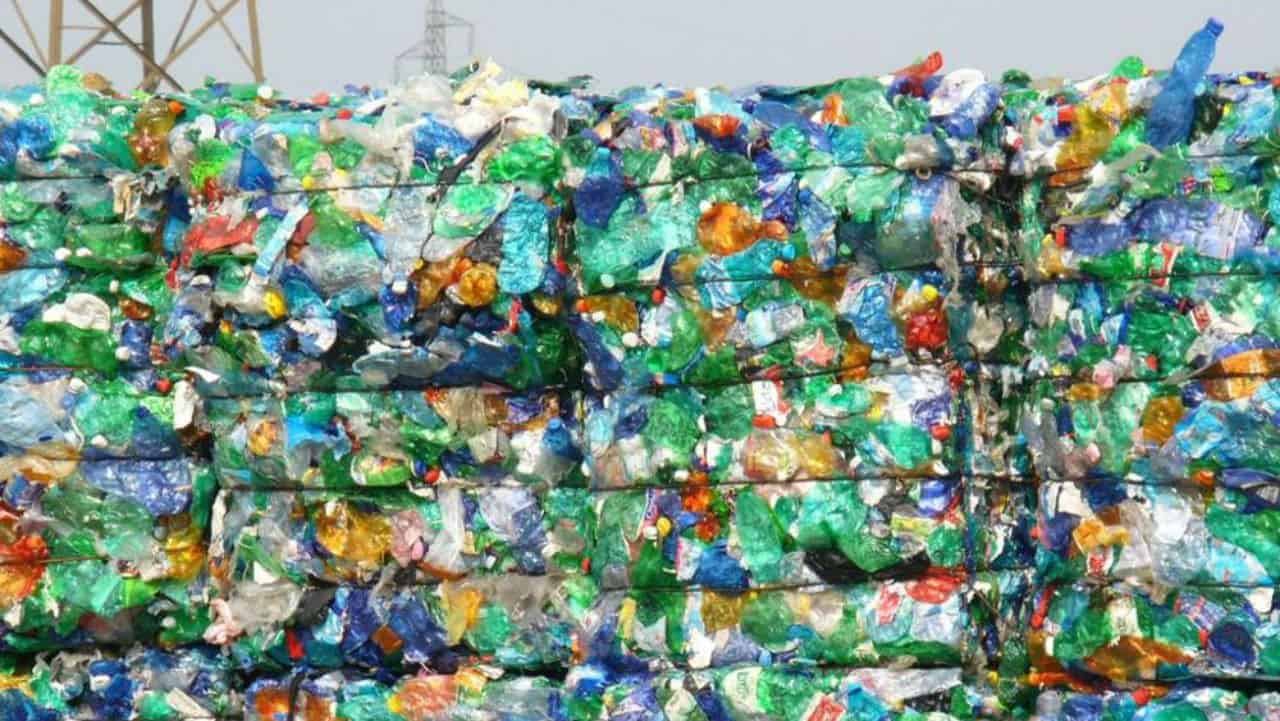 Tassa sulla plastica: l'ultima idea dell'UE