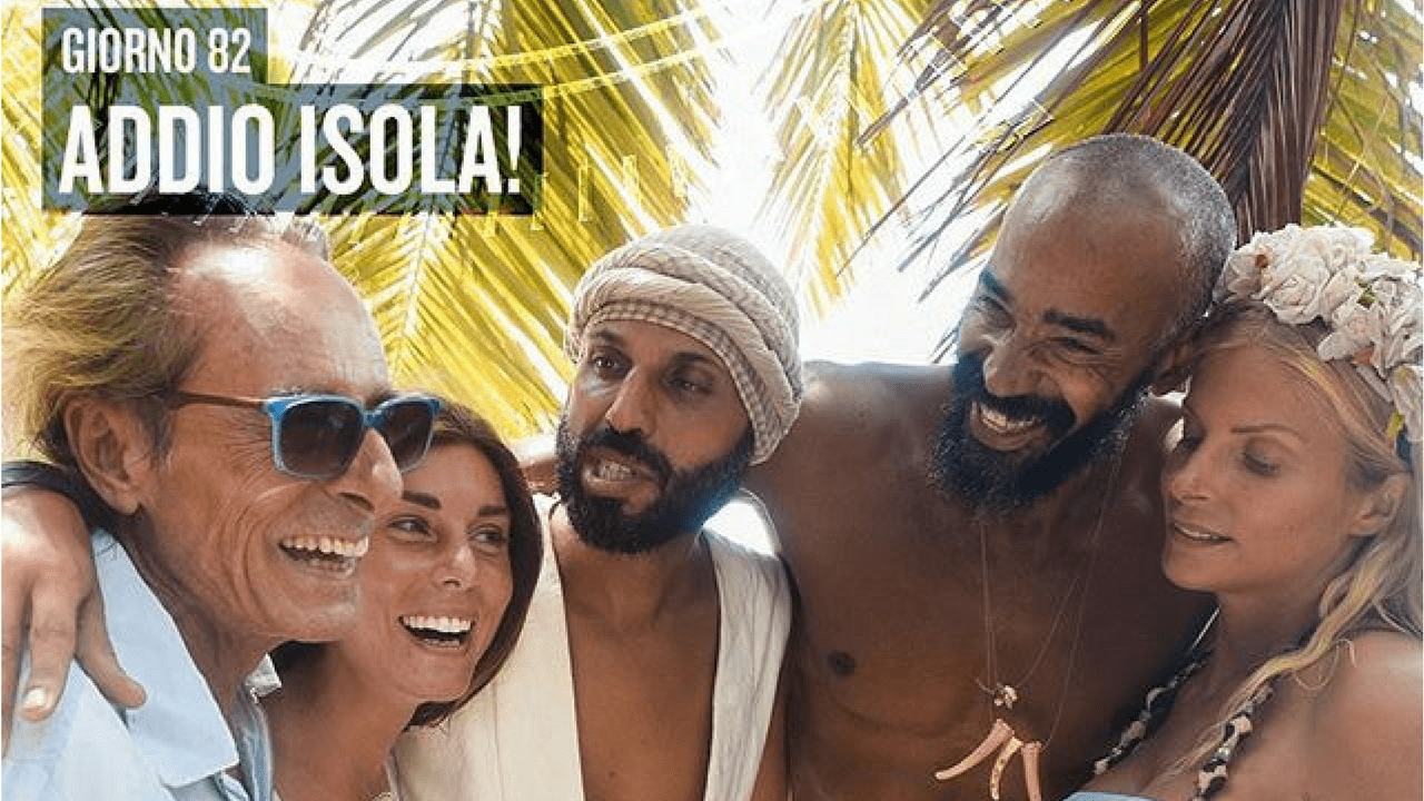 I finalisti salutano l'Isola