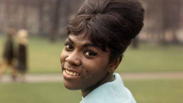 whitney houston abusi