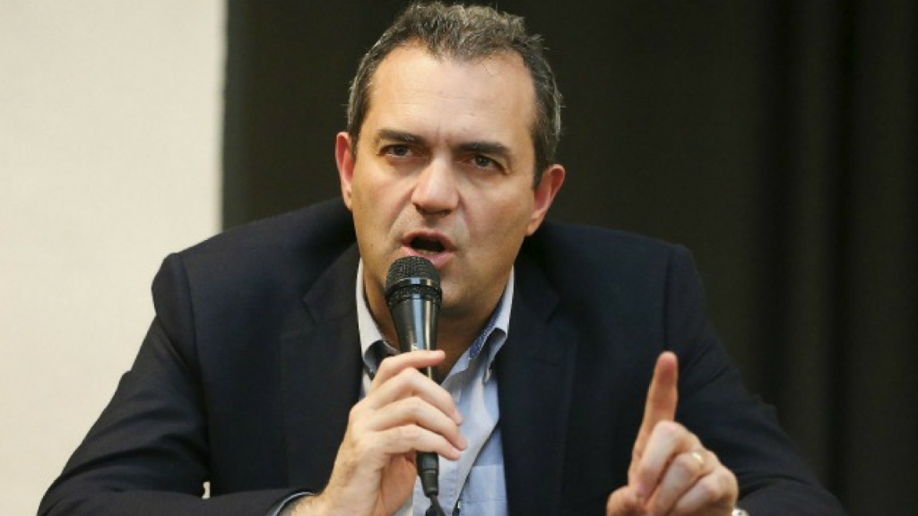 de magistris