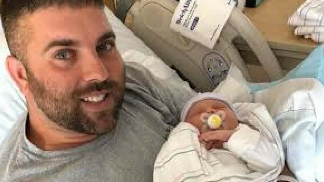 Muore neo papà in un incidente stradale