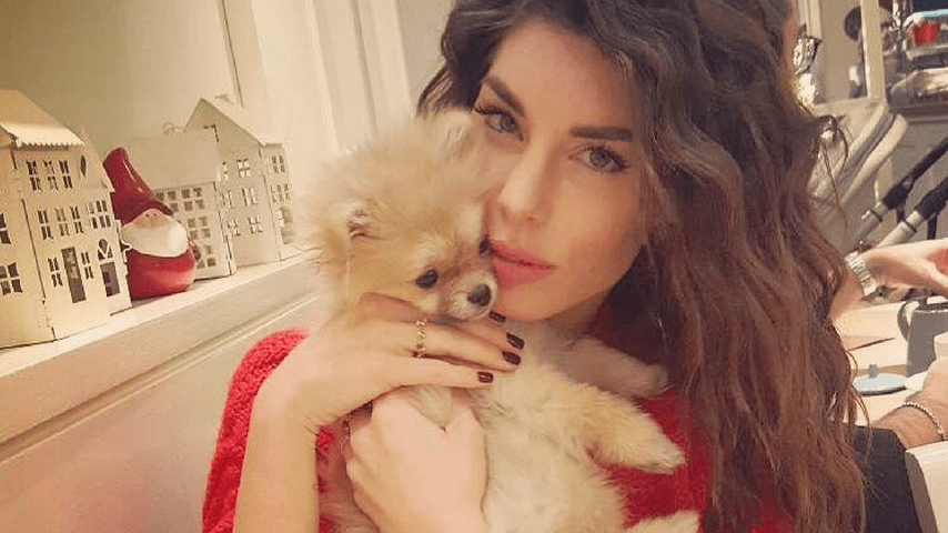 Bianca Atzei e la cagnolina Mela