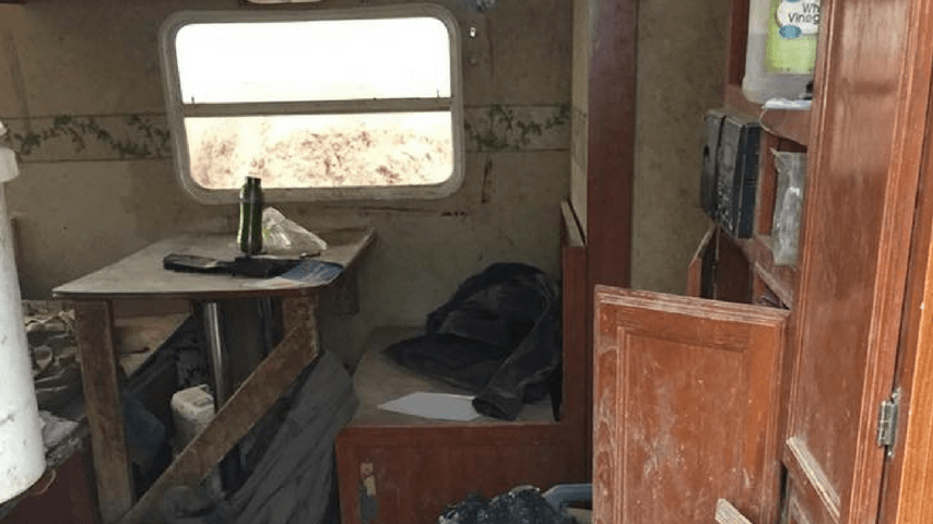Interno della struttura. Fonte: Taos County Sheriff's Office/Facebook