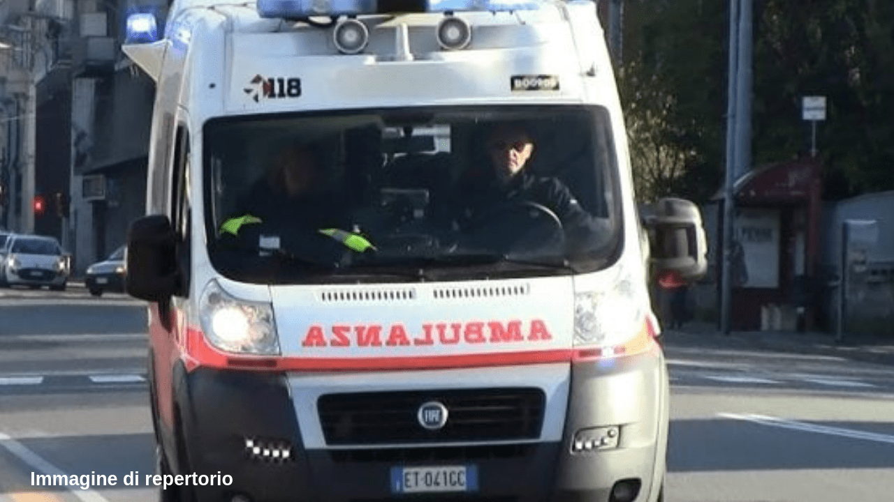 ambulanza incidente lavoro