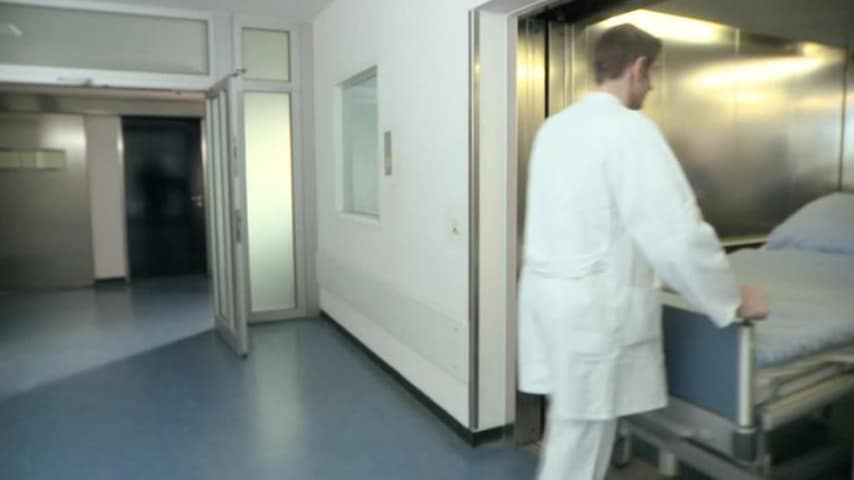 Ascensore di ospedale