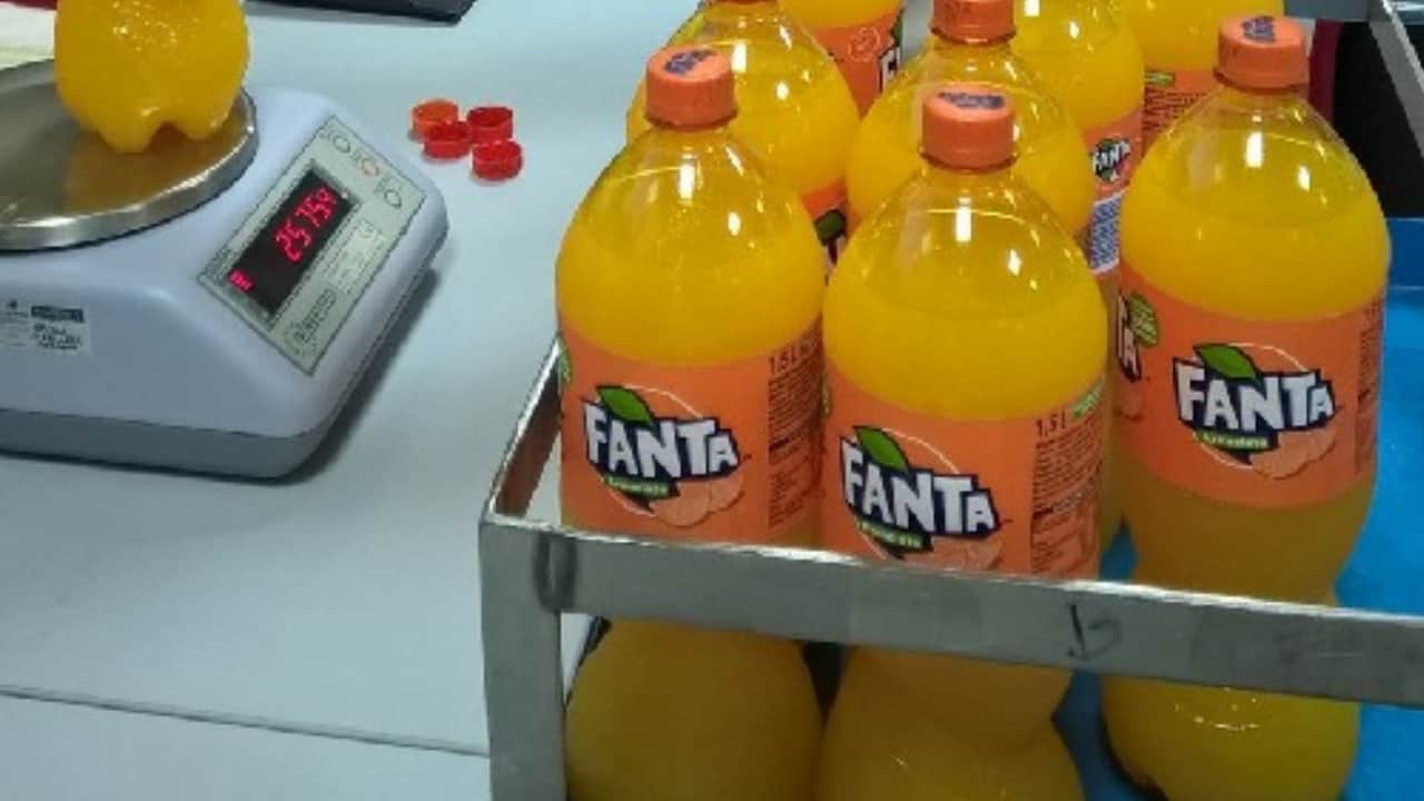 bottiglie fanta evidenza