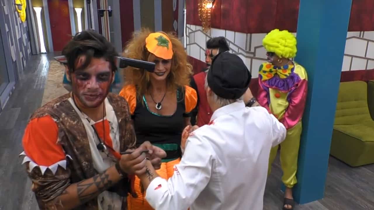 Ivan Cattaneo si fa la pipì addosso dalla paura