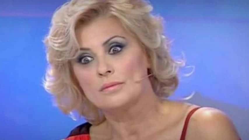 Tina sembra essere molto suscettibile in quest'ultimo periodo