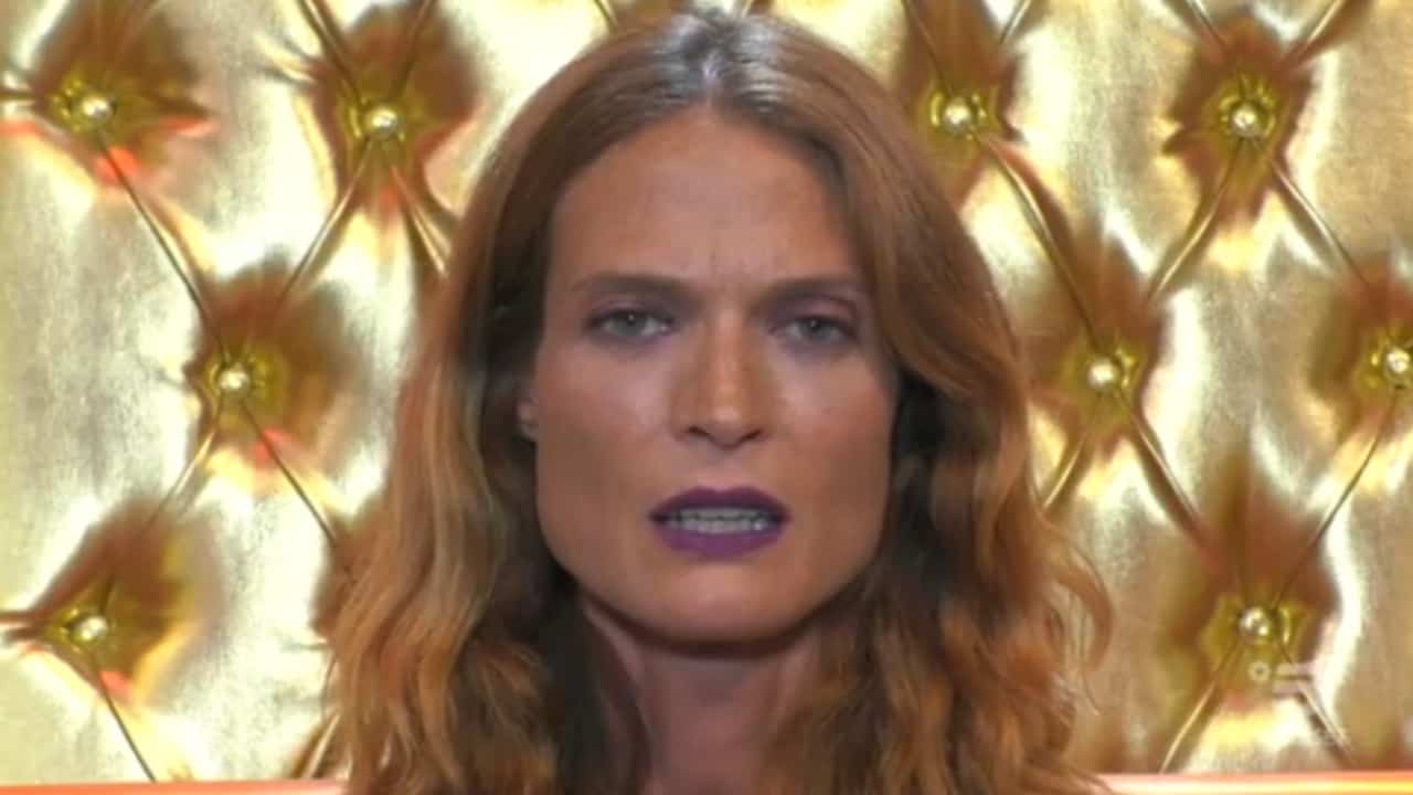 Jane Alexander pazza per Elia, Silvestrin rivela: "Il figlio si vergogna di lei"