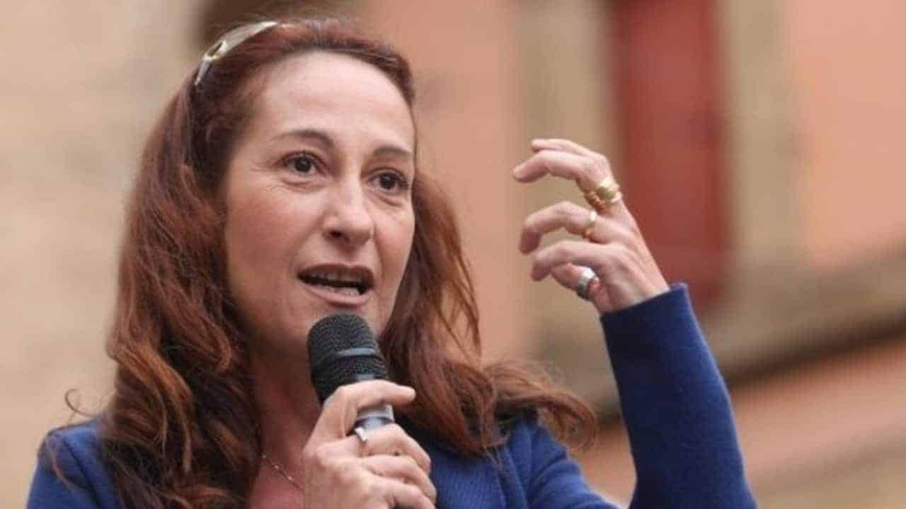 paola taverna