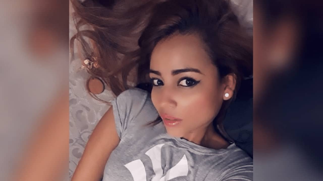 Insegnante si rivolge al porno