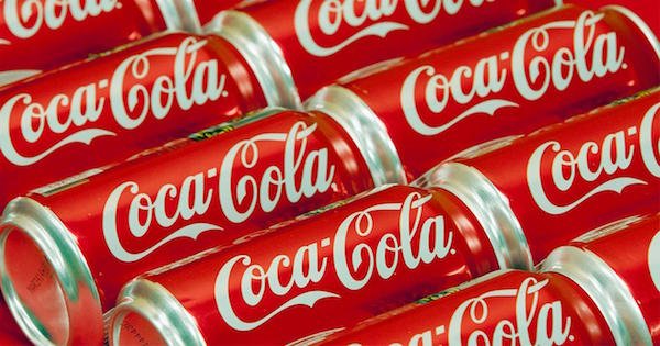 Il Governo vuole tassare la Coca Cola e le bevande zuccherate
