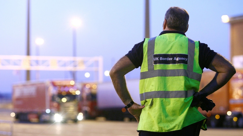 Controlli al confine