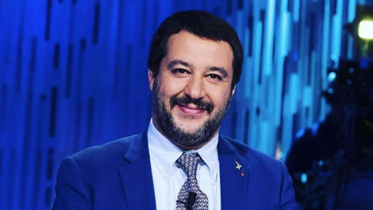 Salvini a Barbara D'Urso: "Non sono sul mercato"