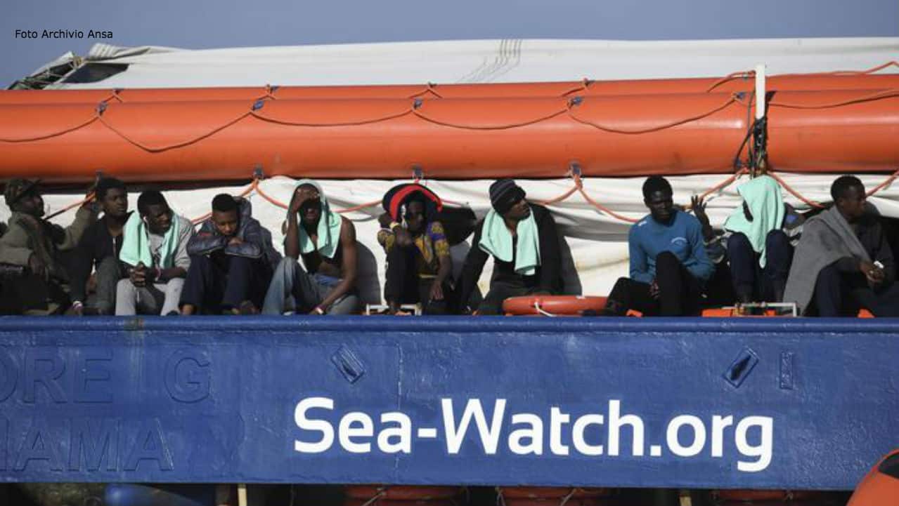 Sea Watch: i 47 migranti sbarcano a Catania