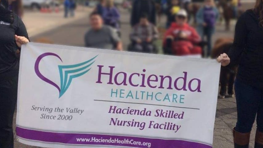 Hacienda HealthCare è l'ospedale di Phoenix nel quale è ricoverata la donna in stato vegetativo. Immagine: Hacienda HealthCare/Facebook