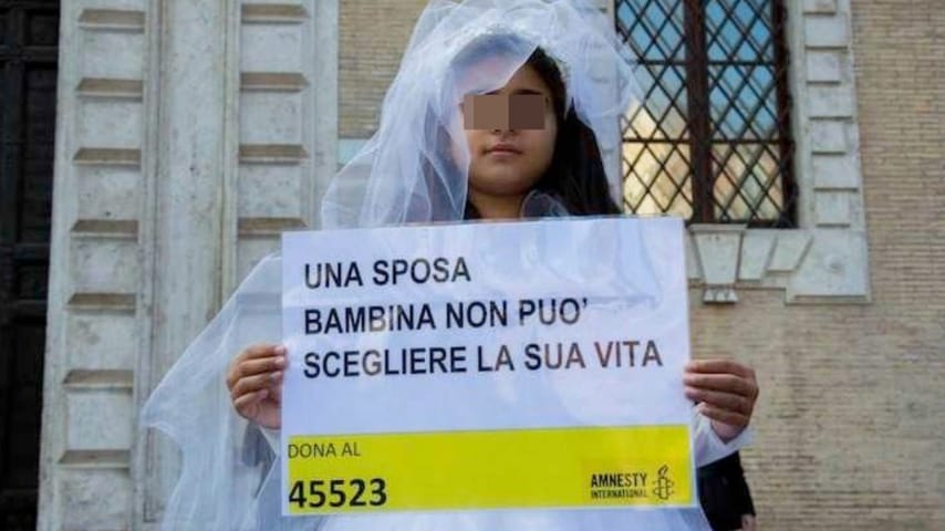 La campanga di Amnesty International contro il fenomeno delle spose bambine ANSA