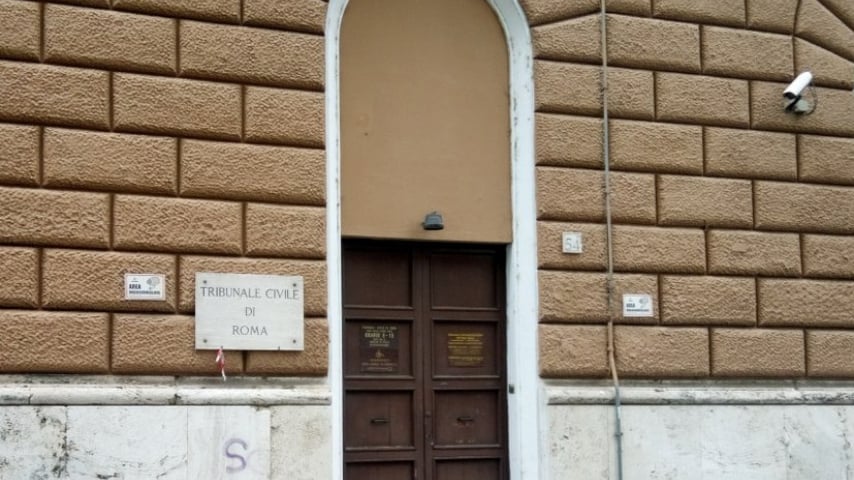 La mamma di Paola Taverna dovrà abbandonare la casa popolare