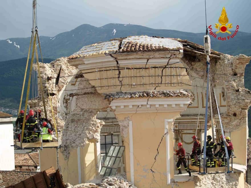 Terremoto LʼAquila, lo Stato chiede indietro i soldi dei danni ai parenti delle vittime