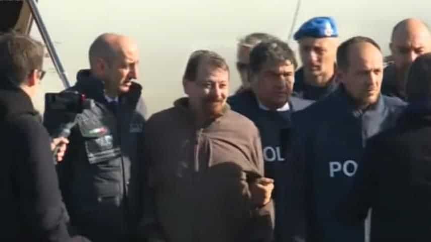 Cesare Battisti rivela di essersi "sentito umiliato" al suo arrivo in Italia