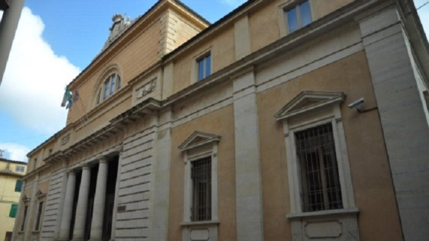 Indagato docente per violenza sessuale