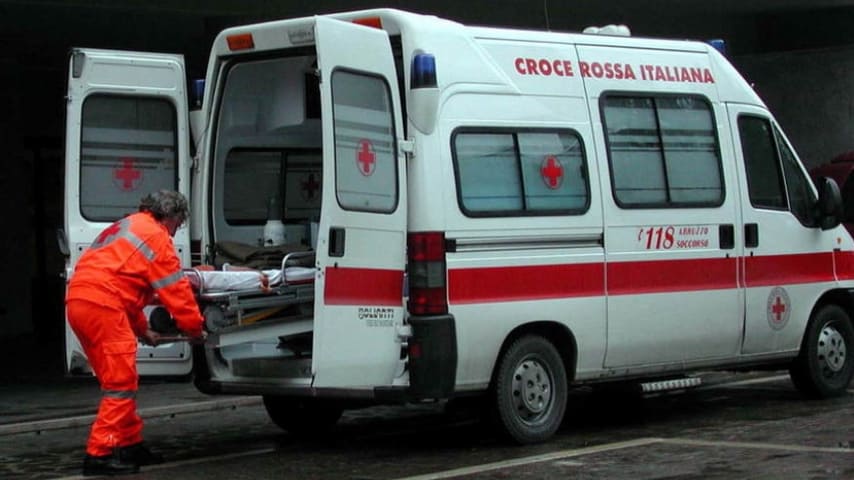 Una 70enne è stata trovata uccisa e sfigurata