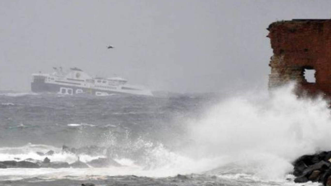 Dramma a Catania, tre ragazzi dispersi in mare