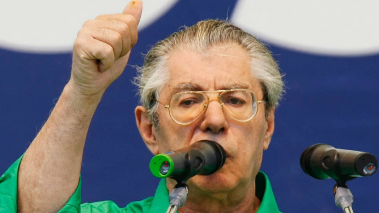 Malore Umberto Bossi_ nuovo bollettino, condizioni critiche ma stabili