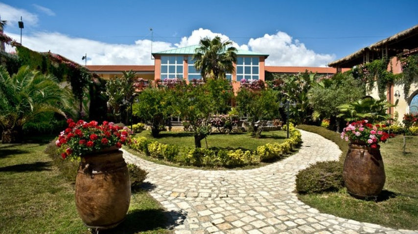 Minerva Club Resort 2