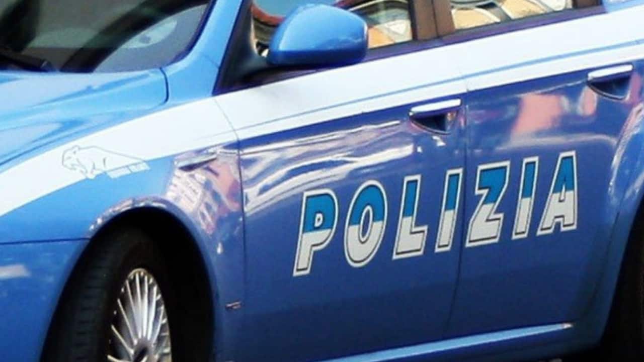 Spari nella notte a Roma, grave un 20enne