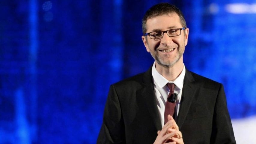 Di Battista: tagliare stipendi ai politici e a Vespa e Fazio