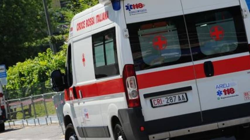 ambulanza in strada