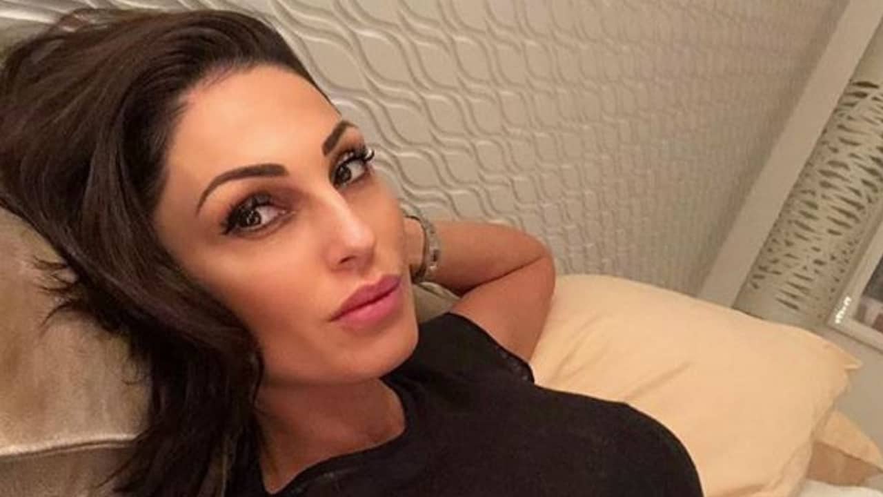 Anna Tatangelo si racconta