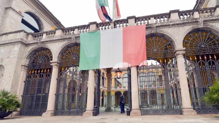 Uccide la moglie davanti il figlio di 5 anni: condannato all'ergastolo
