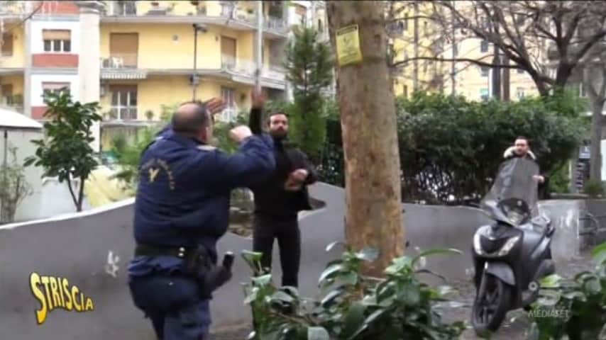 Luca Abete aggredito a Napoli durante un servizio