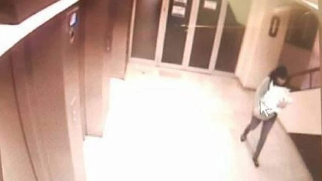 ruba bambino ospedale