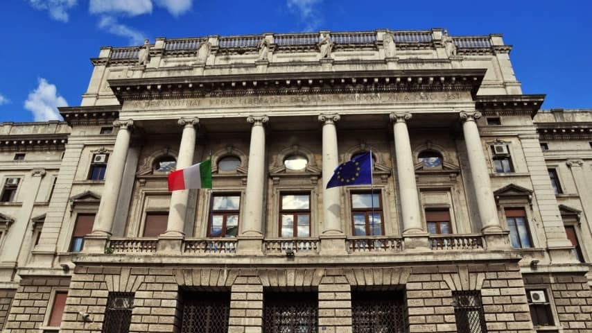 Trieste: is isuicida il giorno prima del processo per maltrattamenti del marito
