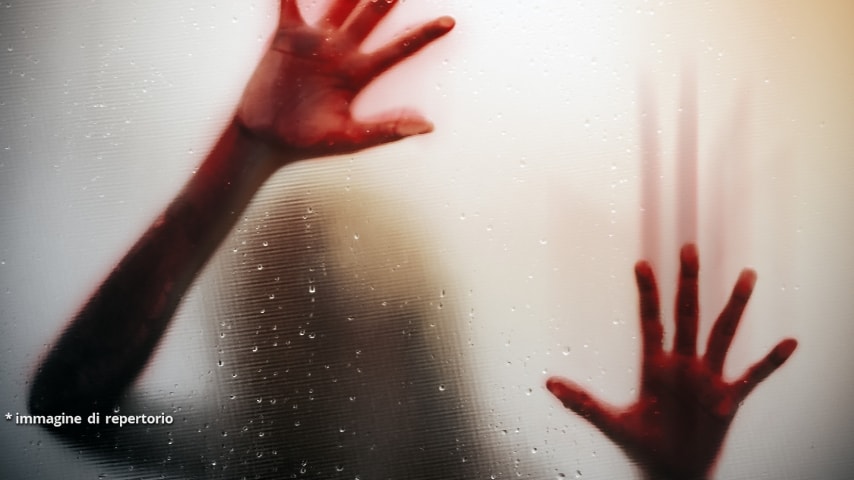 La vittima è stata trovata priva di vita in casa sua