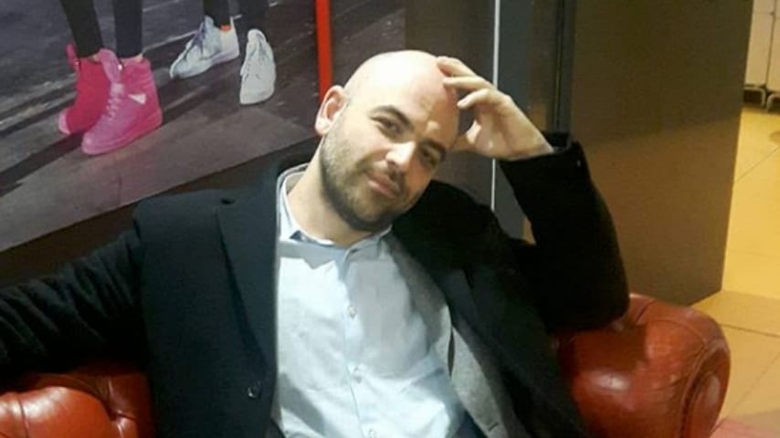 Lo scrittore napoletano, Roberto Saviano, sarà processato per aver definito Matteo Salvini ministro della mala vita. Immagine: Roberto Saviano/Instagram