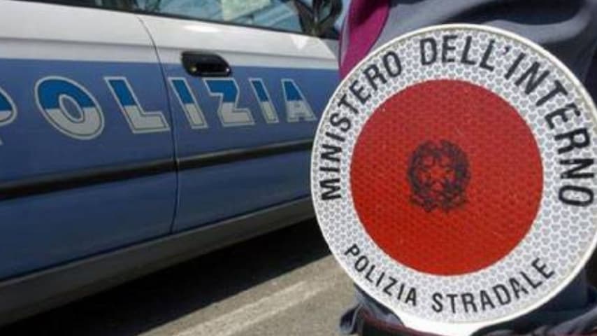 Sul luogo è intervenuta la polizia stradale di Macerata. Immagine di repertorio_ansa