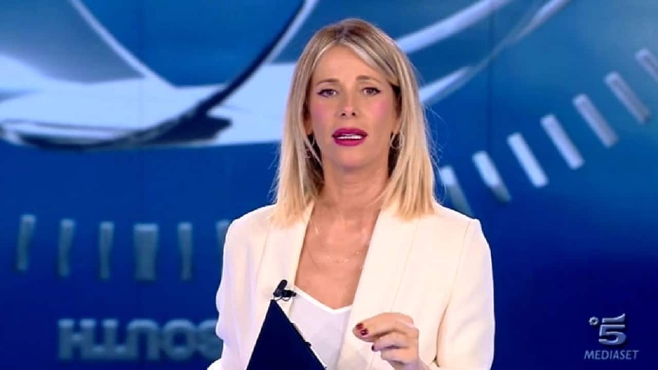 alessia marcuzzi isola dei famosi critiche