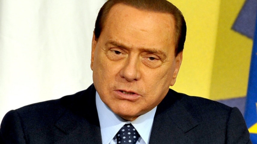 Silvio Berlusconi operato per un'ernia inguinale