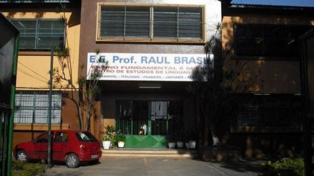 Escola Estadual Professor Raul Brasil