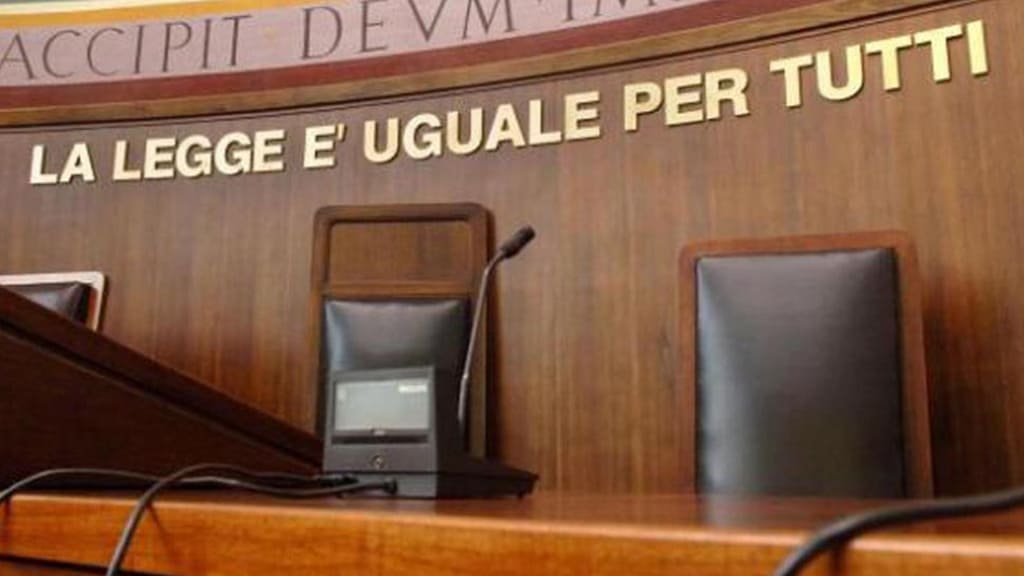 Uccide la moglie, lo condannano a 16 anni perché lei lo aveva illuso: il giudice spiega la sentenza