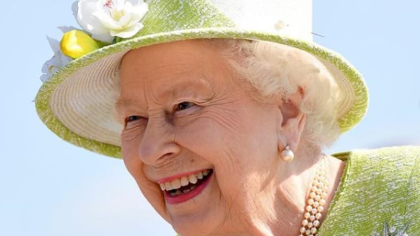 A 93 anni, la Regina Elisabetta II d'Inghilterra è la donna più ricca del mondo. Immagine: The Royal Family/Instagram